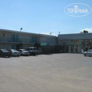 Knights Inn Alvin 1*