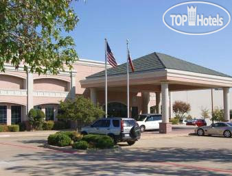 Hotelier's photos Days Inn Irving Grapevine DFW Airport North 2*