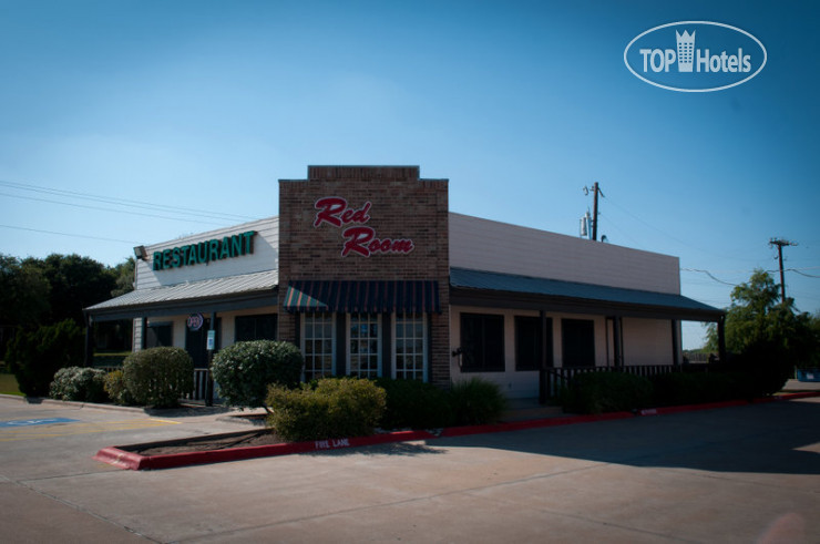 Hotelier's photos Best Western PLUS Inn of Brenham 2*