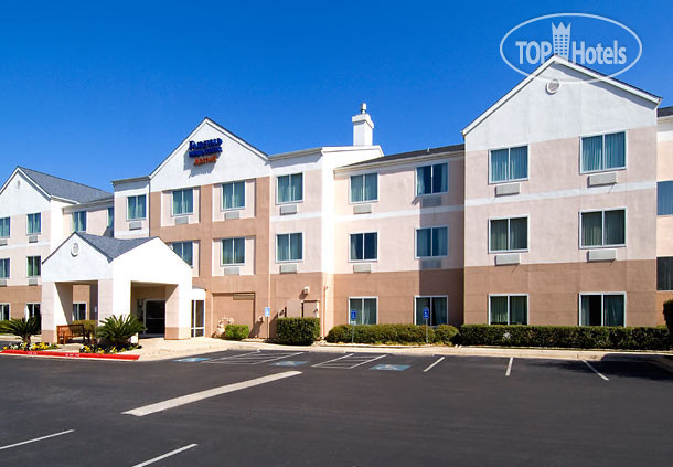 Hotelier's photos Fairfield Inn & Suites Austin South 3*