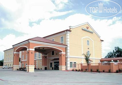 Hotelier's photos Comfort Inn & Suites Texas City 2*