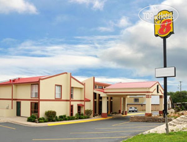 Hotel photo Super 8 Kerrville 2*
