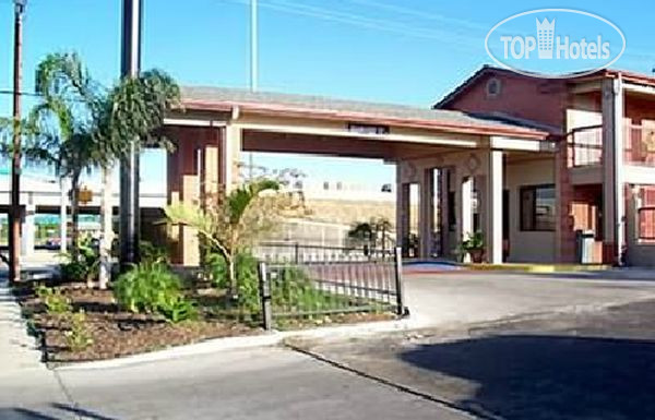 New photos from tourists Super 8 Laredo 2*