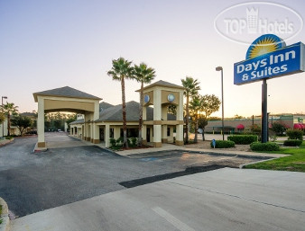 Hotel photo Days Inn & Suites Huntsville 2*