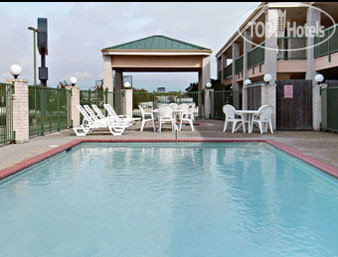 New photos from tourists Days Inn San Antonio Northwest Fiesta Park 2*