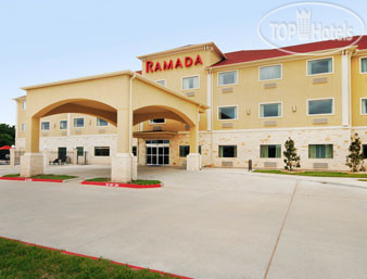 Hotelier's photos Ramada College Station 2*