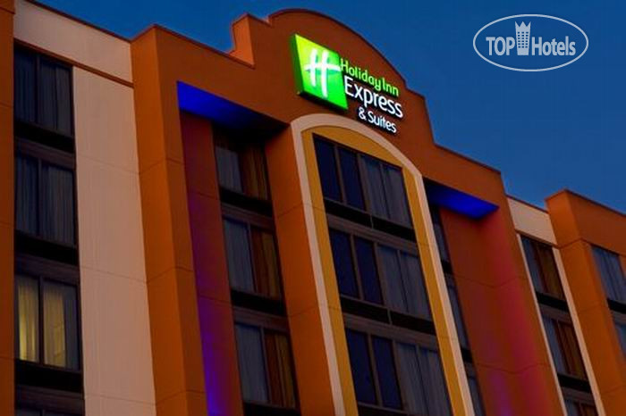 Hotelier's photos Holiday Inn Express Hotel & Suites Dallas Ft. Worth Airport South 2*