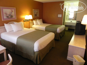 New photos from tourists Super 8 El Paso Airport 2*