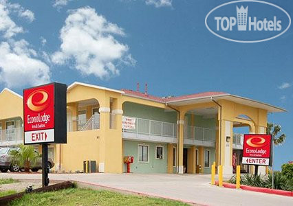 Hotelier's photos Econo Lodge Inn & Suites Near AT&T Center 1*