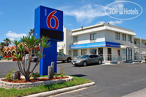 Hotelier's photos Motel 6 South Padre Island 2*
