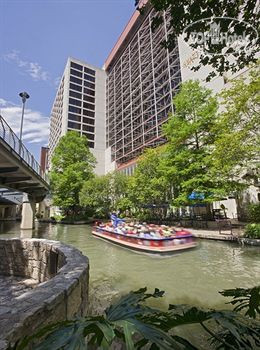Hotelier's photos Hyatt Regency San Antonio 4*