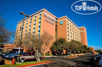 Hotelier's photos Embassy Suites Austin Central 3*