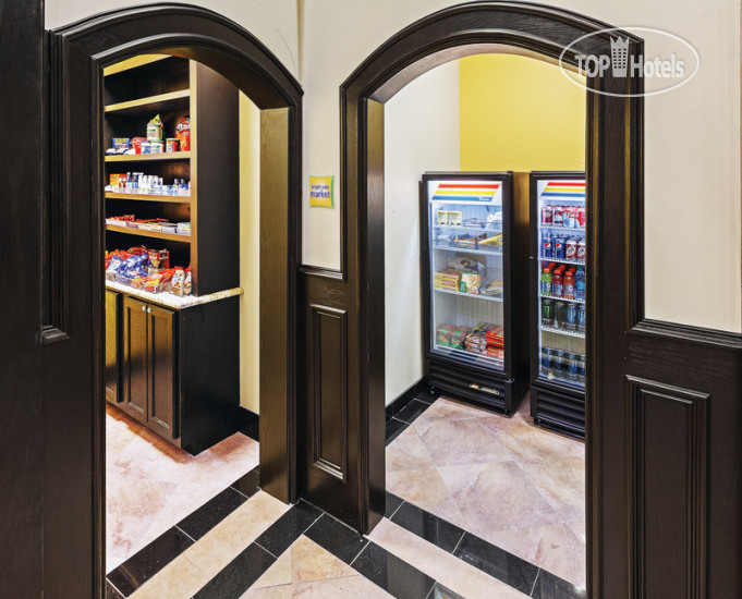 Новые добавленные фото туристов La Quinta Inn & Suites DFW Airport West-Bedford 3*