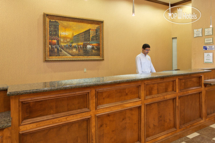 Hotelier's photos La Quinta Inn & Suites DeSoto 2*