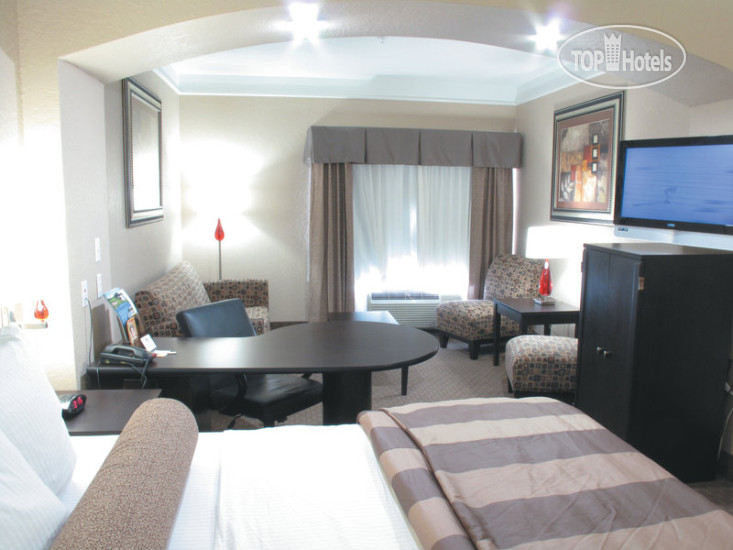 New photos from tourists La Quinta Inn & Suites Pearland 2*