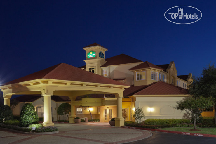 Hotelier's photos La Quinta Inn & Suites Sherman Denison 3*
