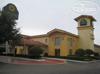 Hotelier's photos La Quinta Inn Dallas Northwest Farmers Branch 2*