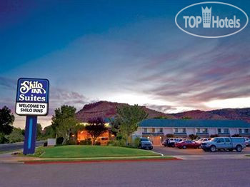 Hotelier's photos Days Inn & Suites Kanab 2*