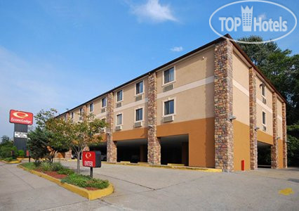 Hotelier's photos Econo Lodge Jersey City 3*