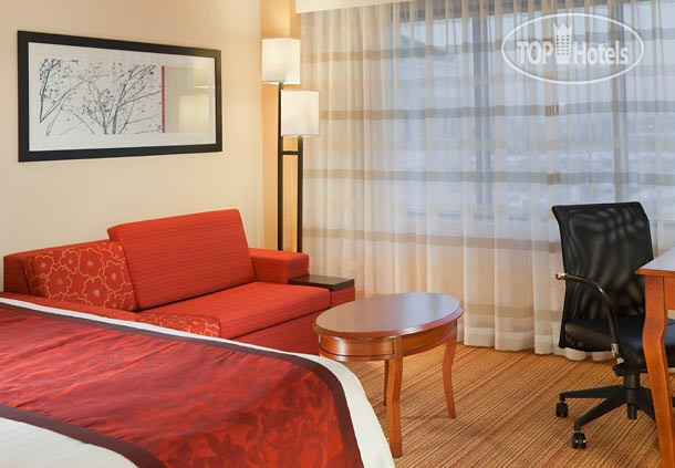 New photos from tourists Courtyard Newark Elizabeth 3*