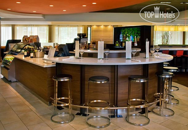 New photos from tourists Courtyard Newark Liberty International Airport 3*