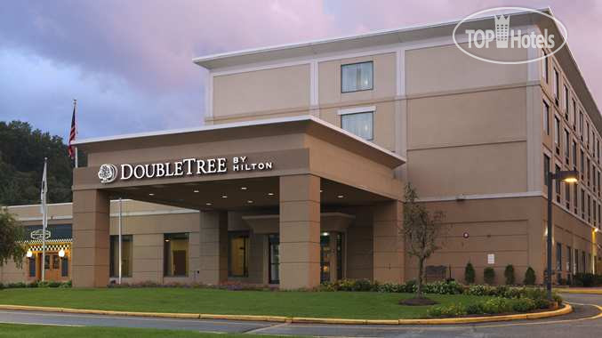 Hotel photo DoubleTree by Hilton Hotel Mahwah 3*