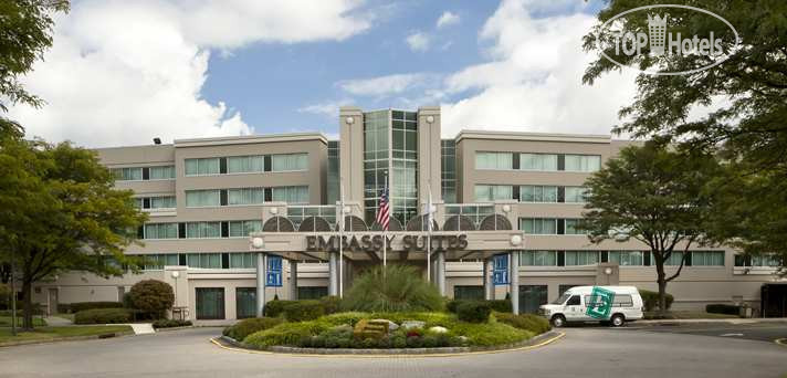 Hotelier's photos Embassy Suites Parsippany 3*