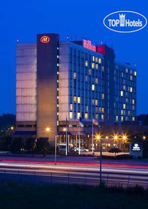 Hotelier's photos Hilton Newark Airport 3*