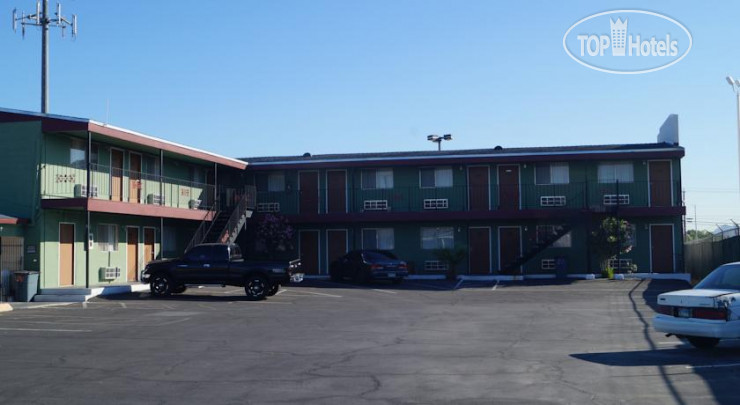 Hotel photo Ponderosa Motel 