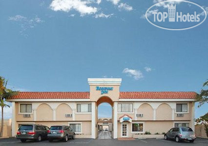 Hotelier's photos Rodeway Inn & Suites Inglewood 2*