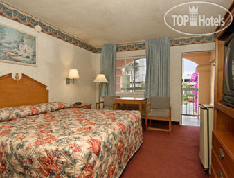 Новые добавленные фото туристов Long Beach Convention Center Travelodge 2*