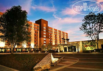 Hotelier's photos Marriott Los Angeles Burbank Airport Universal 3*