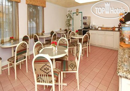 New photos from tourists Quality Inn Near Hollywood Walk of Fame 3*