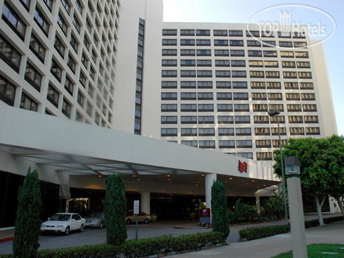 Hotel photo Crowne Plaza Los Angeles International Airport 3*