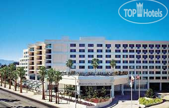 Hotelier's photos DoubleTree Suites by Hilton Santa Monica 3*