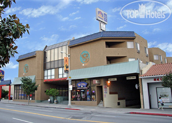 Hotelier's photos Best Western Plus Dragon Gate Inn 3*