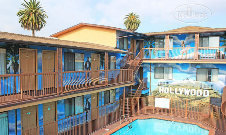 Hotelier's photos Hollywood Inn Express North 2*