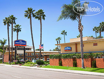 Hotelier's photos Howard Johnson Inn San Diego Sea World 3*