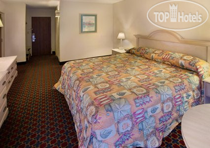 New photos from tourists Rodeway Inn Universal Studios Area 2*