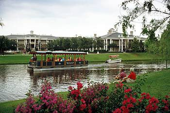 New photos from tourists Disneys Port Orleans Riverside 3*