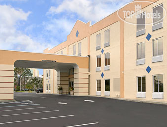 Hotelier's photos Baymont Inn & Suites Orlando Universal Area 3*