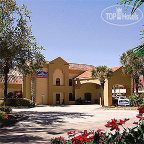 Hotelier's photos Howard Johnson Plaza Suites 3*