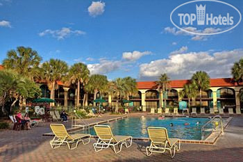 Hotelier's photos Maingate Lakeside Resort 3*