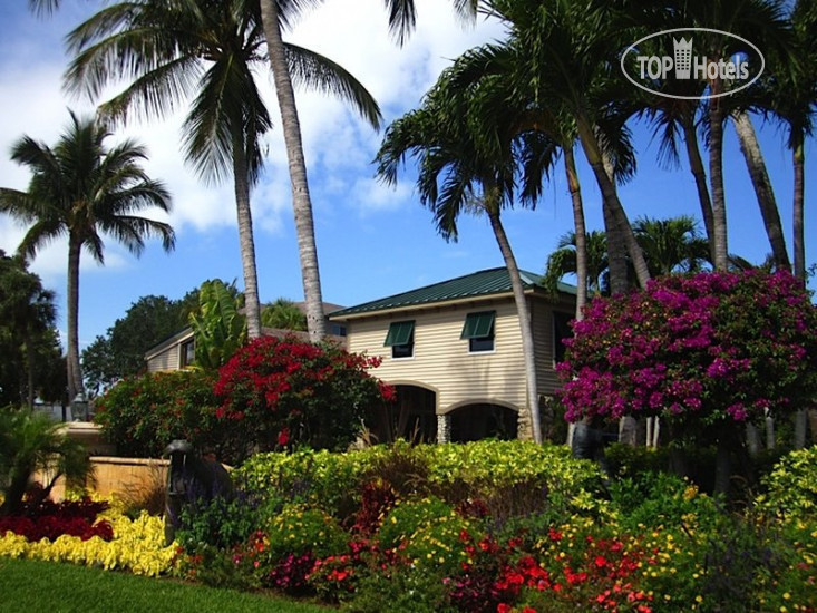 Hotelier's photos Best Western Naples Inn & Suites 3*
