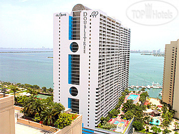 Hotelier's photos Doubletree Grand Biscayne Bay 3*