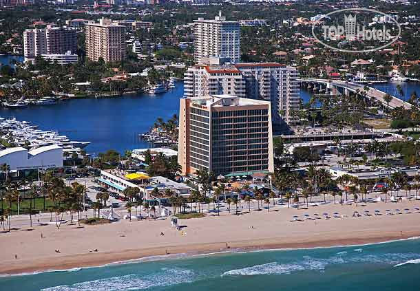 Hotelier's photos Courtyard Fort Lauderdale Beach 3*