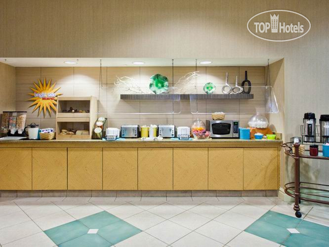 New photos from tourists La Quinta Inn & Suites Ft. Lauderdale Airport 2*