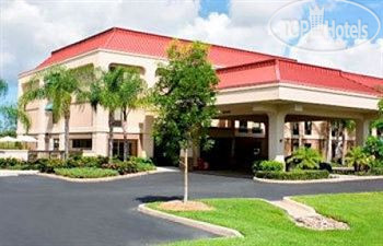 Hotelier's photos Hampton Inn Naples-I-75 3*