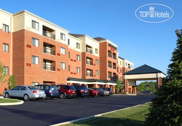 Hotelier's photos Courtyard Akron Stow 3*