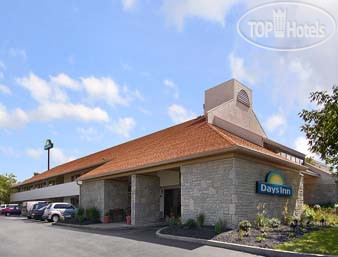 Hotel photo Days Inn Cleveland Airport South 2*